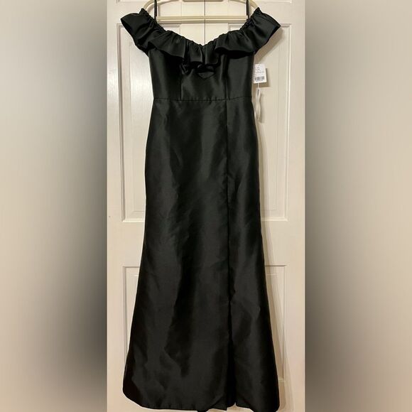 Alfred Sung Off-the-Shoulder Ruffle Neck Satin Trumpet Gown Black Sz 10 - Picture 3 of 10